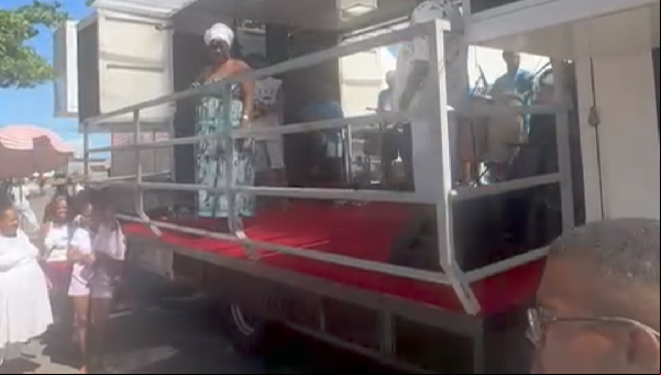 PREFEITO INTERFERE E FESTA DA LAVAGEM DAS ESCADARIAS DA CATEDRAL DE SÃO SEBASTIÃO RETORNA