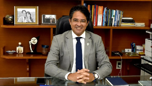 REITOR DA UESC DESTACA IMPORTÂNCIA DE SEMINÁRIO PARA O FUTURO DAS CIDADES